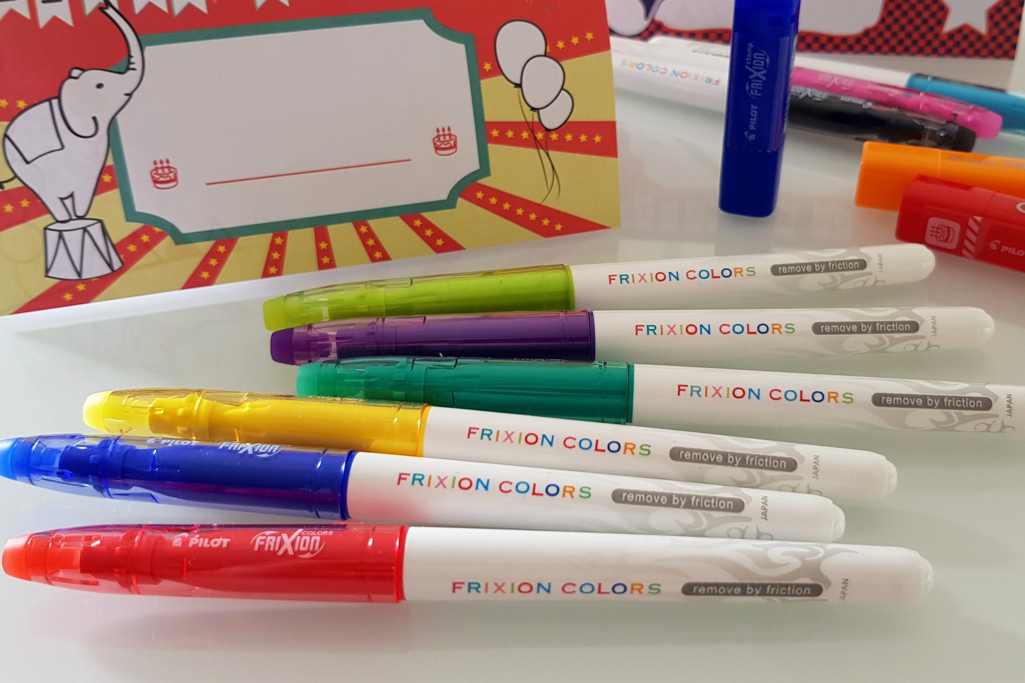 Radierbare Filzstifte & magische Karten von PILOT - Mama im Ländle